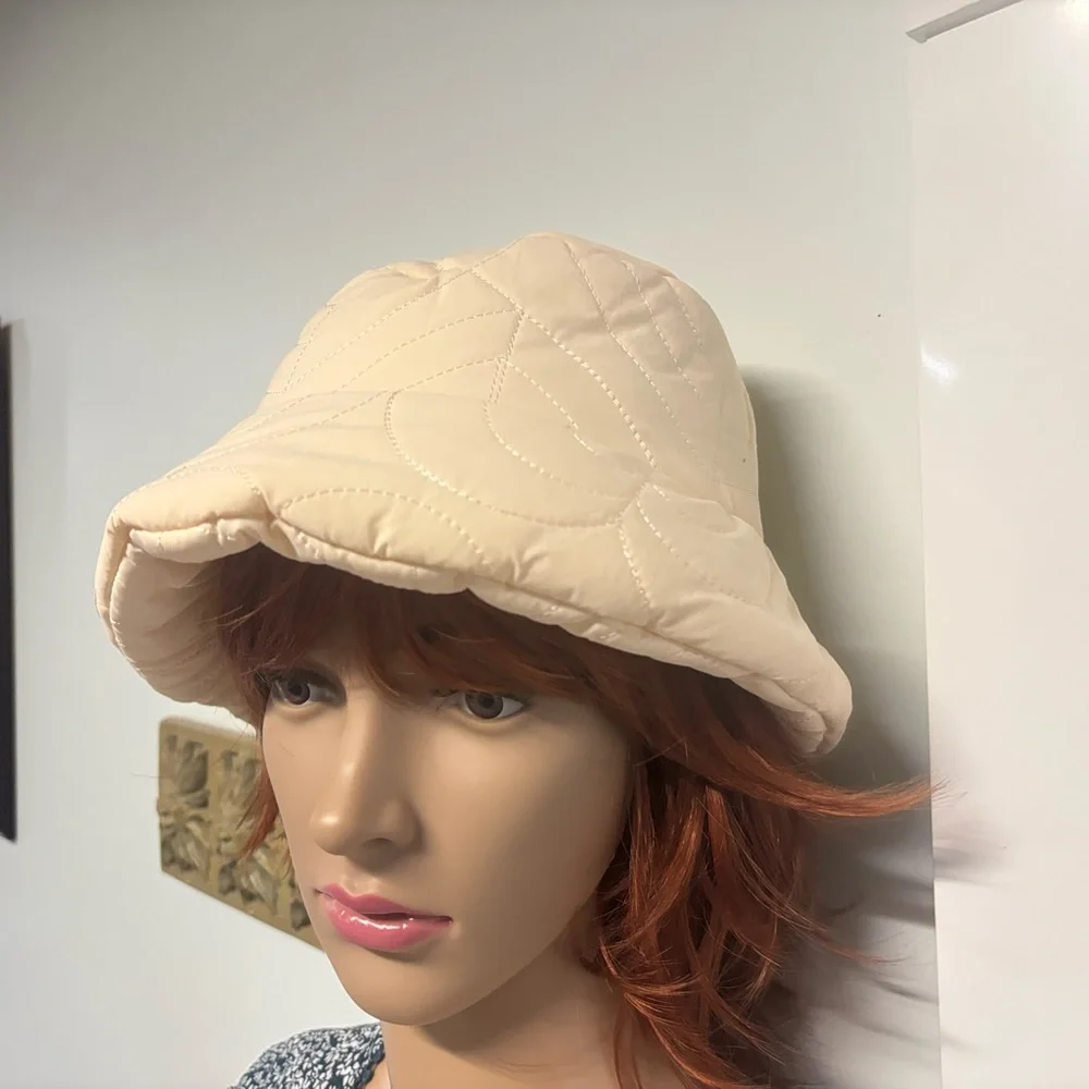 NWT❤️Lack of Color Quilted Bucket Hat-M/L - Picture 6 of 6